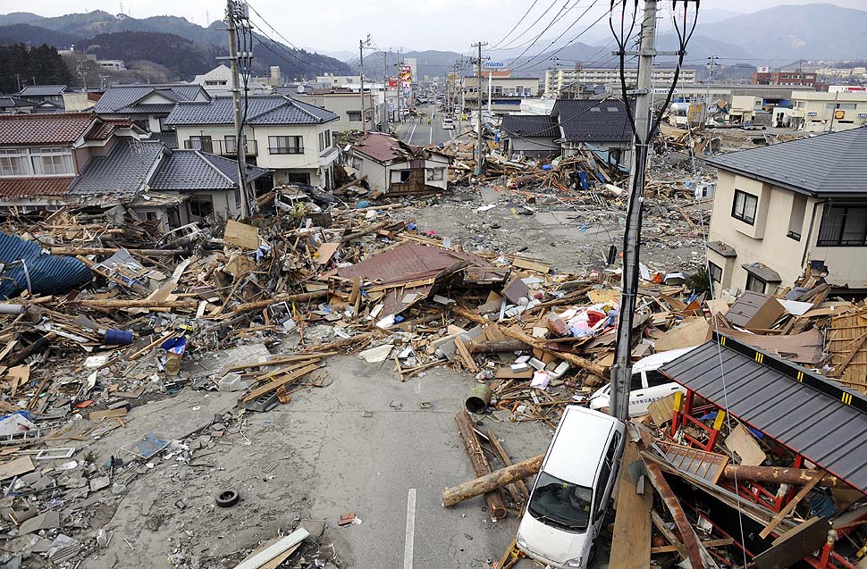 in japan and earthquakes Tsunamis