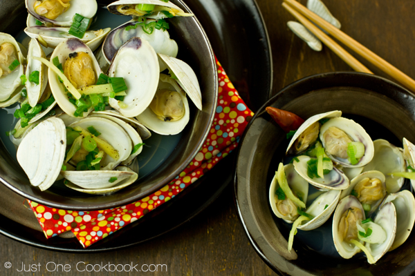 eat asian clams What do